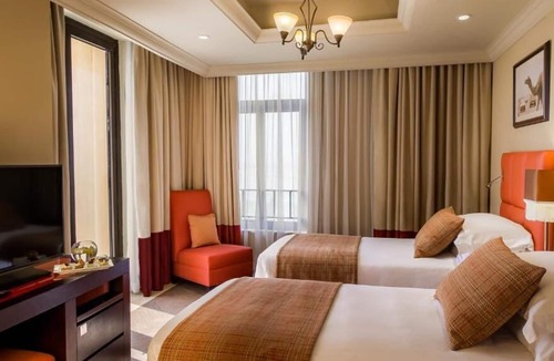 Dubai Media City Apartment | Two Bedroom Apartment Near Dubai Media City Park