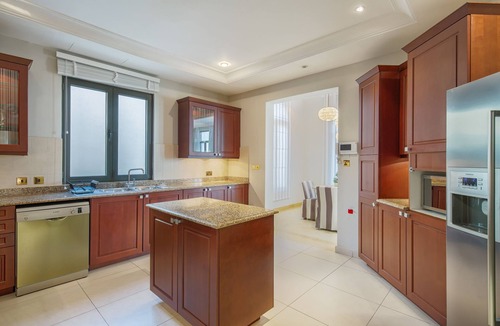 Palm Jumeirah Villa | Upgraded 6Bedroom Villa on Beach The Palm Jumeirah