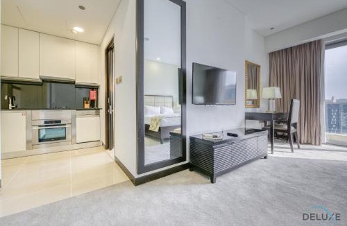 Dubai Marina Apartment | Upscale Studio at The Address Residences Dubai Marina by Deluxe Holiday Homes