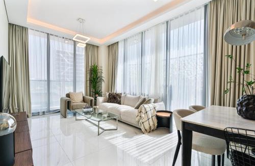 Al Barsha Apartment | Venetian - Relax in your private pool balcony in Dubai