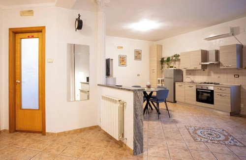 Naples Apartment | Via Quagliariello 12