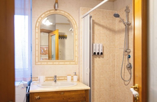 Naples Apartment | Via Quagliariello 12