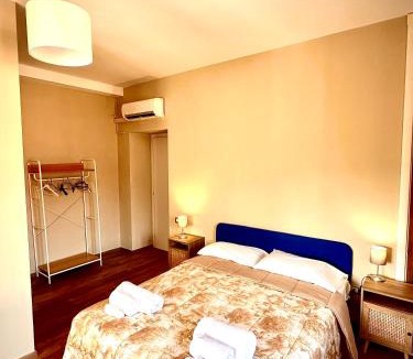 Historical Downtown Salerno Apartment | Via Roma Apartment Deluxe