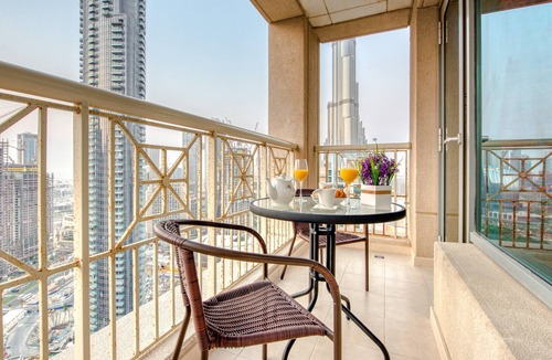Downtown Dubai Apartment | Vibrant 1BR Burj and Fountain Views - 29 Boulevard