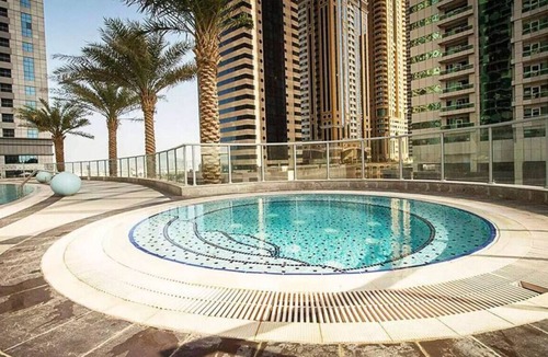 Dubai Marina Apartment | Vibrant Two Bedroom in the Marina