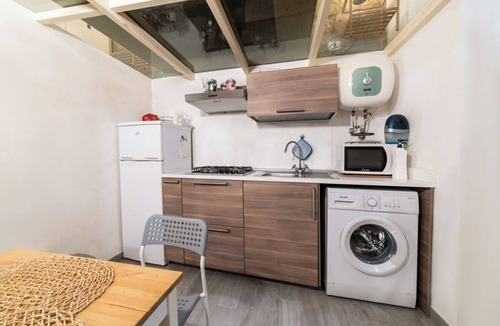 San Ferdinando Apartment | Vico Santo Spirito di Palazzo 34