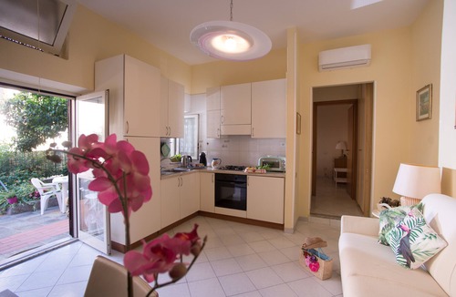 Vietri sul Mare Apartment | Vietri center "Villa Anna"