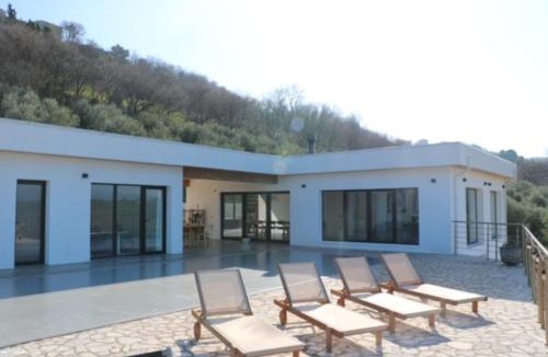 Petacciato Villa | Villa Al Fianco