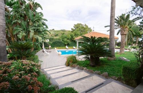 Ischia Porto Villa | Villa Alba by MyVillaCollection