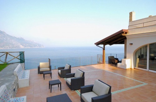 Atrani Villa | VILLA AMALFI - Twelve Bedroom Villa, Sleeps 24