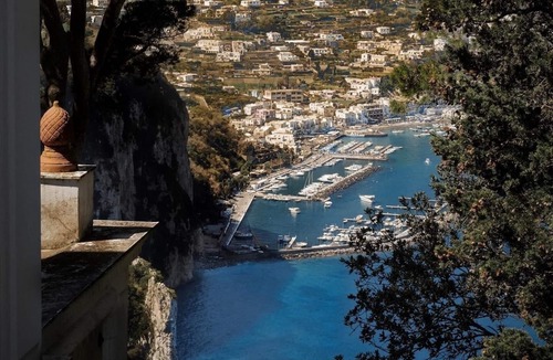 Tiberio House | Villa Aurora Caprese - Historical Residence