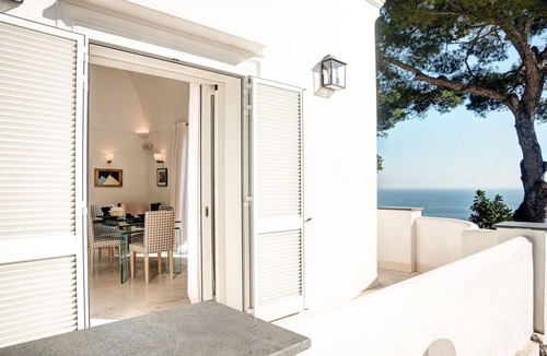 Marina Grande Villa | Villa Bougainvillea - Luxurious Villa located just minutes from La Piazzetta and the beach