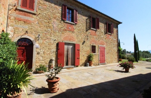 Le Piazze Villa | VILLA BROLIO Castiglion Fiorentino