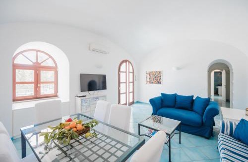 Marina Piccola Villa | Villa Capri by MyVillaCollection