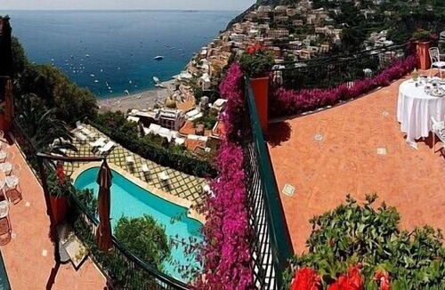 Liparlati Villa | Villa Chimera: A splendid historical villa which faces the sun and the sea, with Free WI-FI.