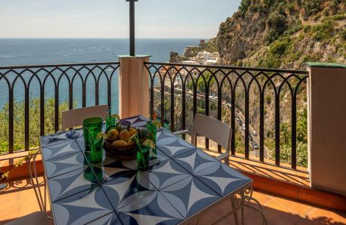 Castiglione House | Villa Cliff House - Le Sea House