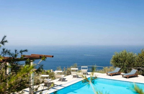 Schiazzano Villa | Villa con piscina privata sul mare giardini e terrazze