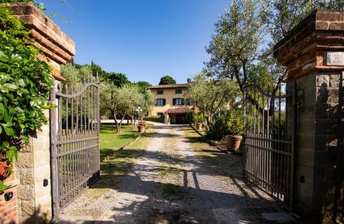 Castiglion Fiorentino Villa | Villa Degli Olivi