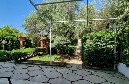 Rio Claro Villa | VILLA DEGLI ULIVI- Cozy villa just a few steps from the sea.