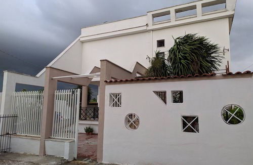 Lago Patria House | Villa Di Bona (with garden)