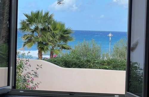 Parghelia Villa | Villa 'Edith' with Sea View, Shared Pool and Air Conditioning