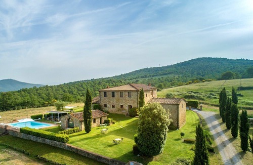 Rapale Villa | Villa Gerlino - Holiday Country House with private swimming pool in Chianti, Tuscany