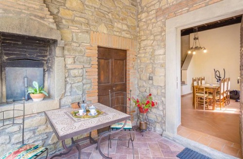 Ortignano Villa | Villa Il Castello - Four Bedroom Villa, Sleeps 8