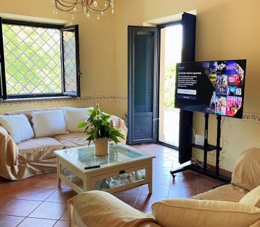 Feroleto Antico House | VILLA in 8 ettari di campagna, a 20' dal mare