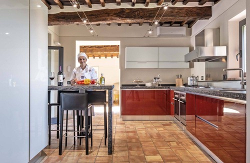 Gaiole in Chianti Villa | Villa in Gaiole In Chianti with 7 bedrooms sleeps 14