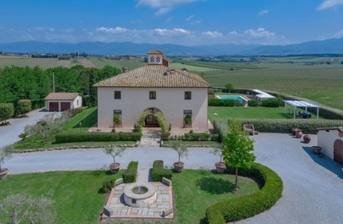 Le Piazze Villa | Villa in Tuscany, Arezzo villa, holiday in Italian villa,