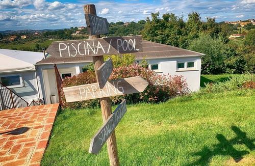Foiano della Chiana Villa | Villa in La Selce with 9 bedrooms sleeps 28