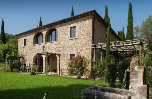 Arezzo Villa | Villa in Tuscany with Organic Wine Estate
