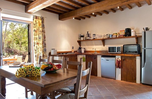 Montelovesco Villa | Villa in San Giovanni Del Pantano with 6 bedrooms sleeps 12