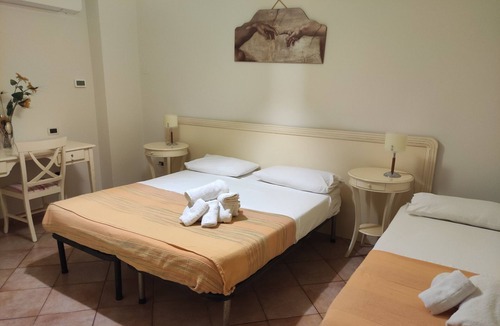 Gasponi Villa | Villa 'Korello' with Mountain View, Wi-Fi and Air Conditioning