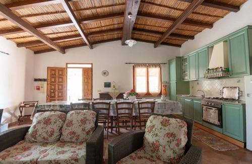 Oliena Villa | Villa L'Oleandro with pool and A/C