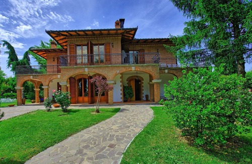 Torrita di Siena Villa | Villa Lauretana - Vacation Rental in Torrita di Siena, Tuscany
