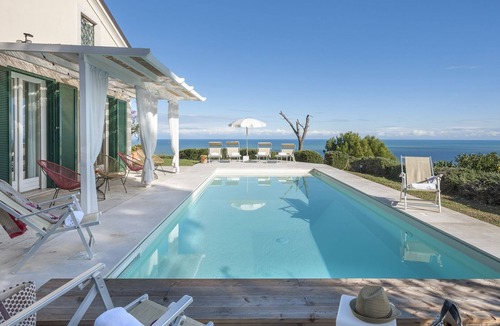 Silvi Villa | Villa Lucente 6+2, Emma Villas