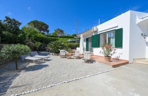 Ischia Porto Villa | Villa Maddalena Ischia Giardino Privato e Parcheggio - Perfetta per 6 Ospiti