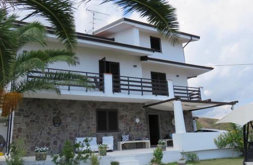 Brancaleone Marina Apartment | Villa mare panoramica Estia
