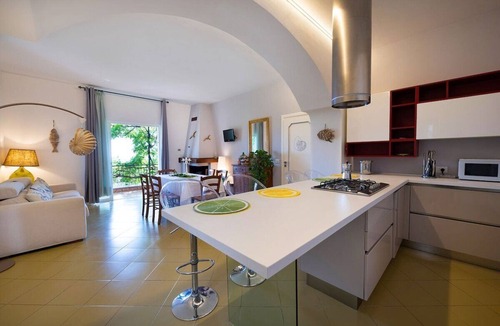 Marina del Cantone Villa | Villa Marinella close to the sea with private pool
