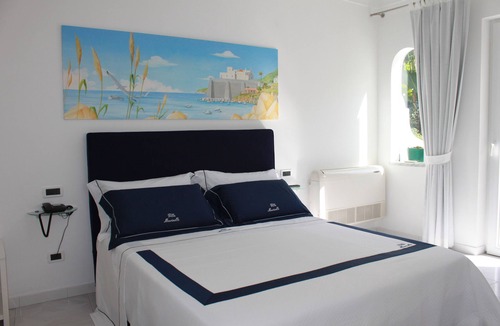 Casamicciola Terme Bed & Breakfast | Villa Marinella