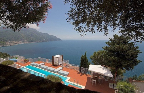 Ravello Villa | Villa Milena: A splendid and luminous two-story villa located on the high coast in front of the sea, with Free WI-FI.