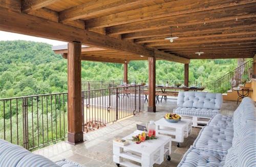 Umbertide Villa | Villa Montecastelli by Mmega