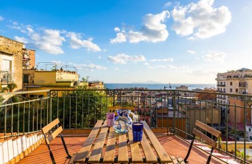 Vittorio Emanuele Apartment | Villa Paola - Hidden Panoramic Garden and Terraces by Napoliapartments