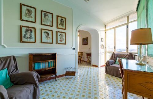 Vittorio Emanuele Apartment | Villa Paola - Hidden Panoramic Garden and Terraces by Napoliapartments