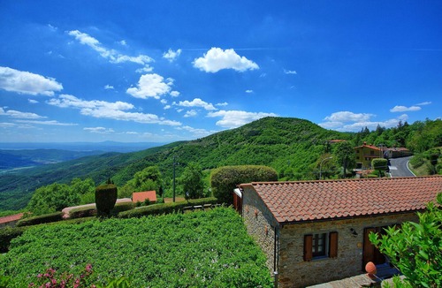 Portole Villa | Villa Portole Due - Holiday Country Villa with swimming pool in Cortona, Tuscany