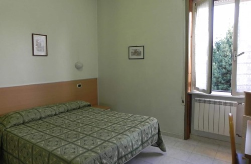 Genzano di Roma Hotel | Villa Robinia