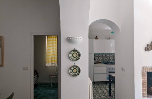 Marina Grande Villa | Villa Rosella- Winery Fenicia Staircase