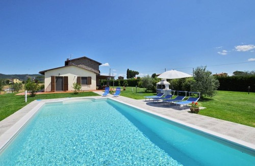 Cortona Villa | Villa San Lorenzo - Four Bedroom Villa, Sleeps 8