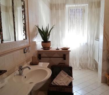 Sala Consilina Apartment | Villa Santa Elena B&B - Country Home Holiday